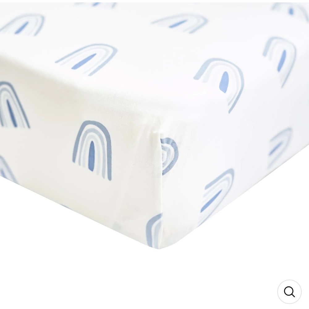 Kyte baby fog rainbow crib sheet